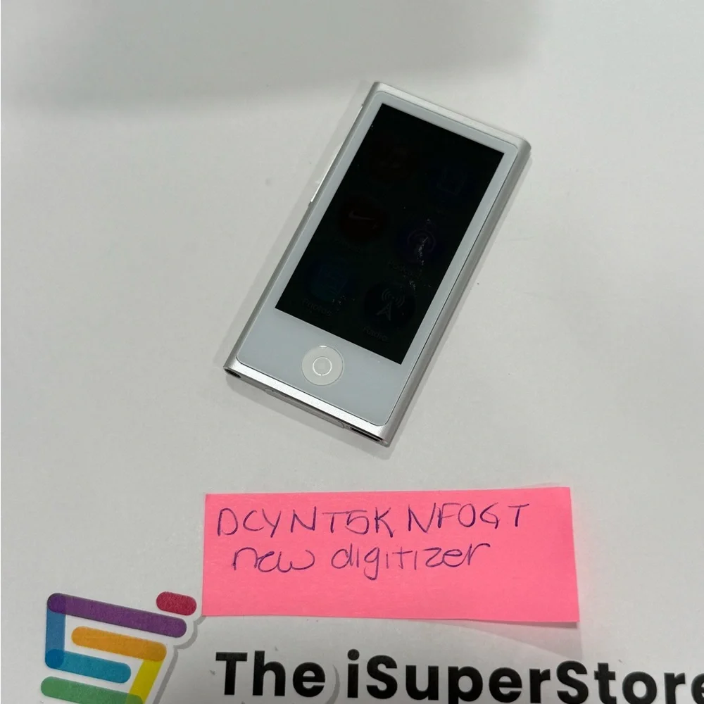 Refurbished Apple iPod 7th Gen 16GB Silver + 1 YR WRNTY